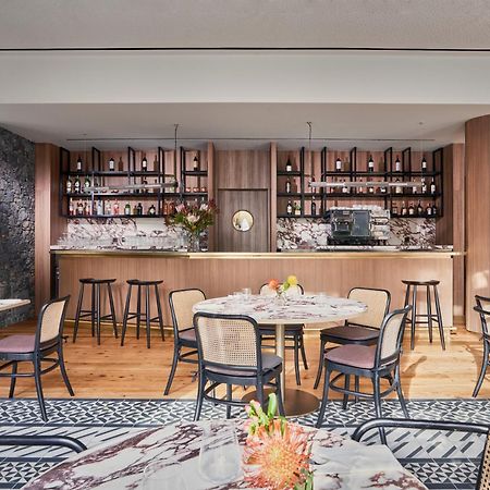 Barcelo Funchal Oldtown 호텔 외부 사진 The Bar at The Standard East Village