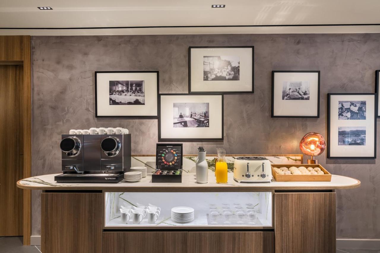 Barcelo Funchal Oldtown 호텔 외부 사진 The coffee bar at the lounge