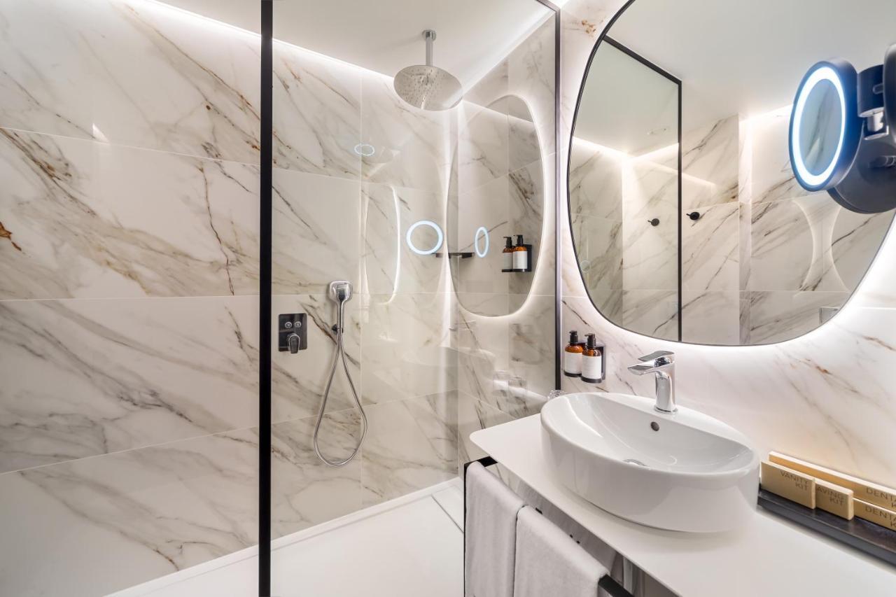Barcelo Funchal Oldtown 호텔 외부 사진 Bathroom
